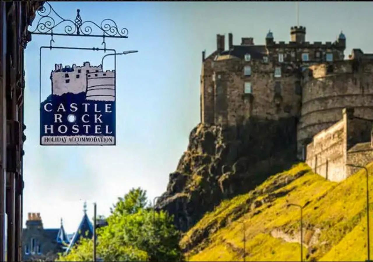 Castle Rock Hostel - Adults Only contacts